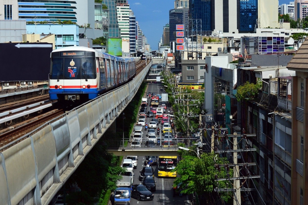 Bangkok hotel investment